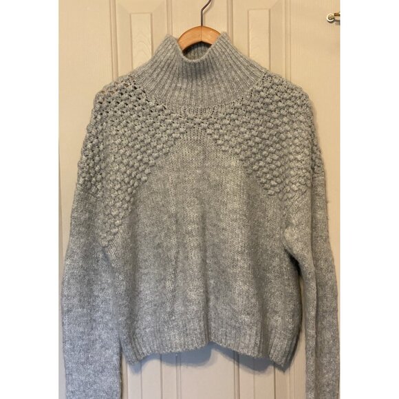 Free People Gray Chunky Knit Mock Neck Sweater Women’s L Acrylic Cozy Pullover - Picture 3 of 7